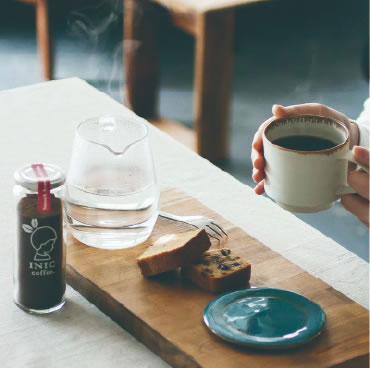 INICcoffeeの定期便を楽しむイメージ写真