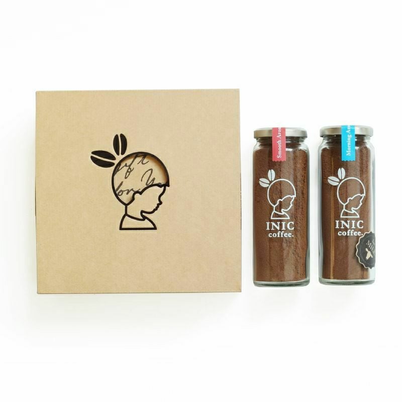 2ボトルギフトのギフトボックスとボトル2本